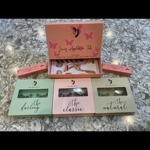 Blinkifly Lashes Set and Accessories